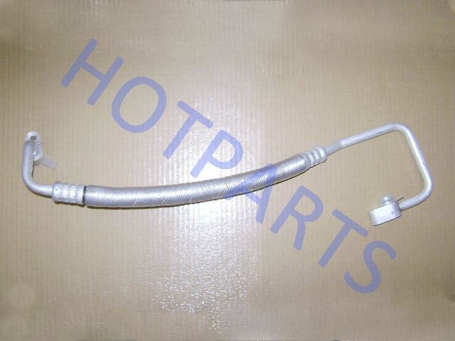 картинка ТРУБКА КОМПРЕССОРА КОНДИЦИОНЕРА ОТВОДЯЩАЯ GW PERI  8108100-M16