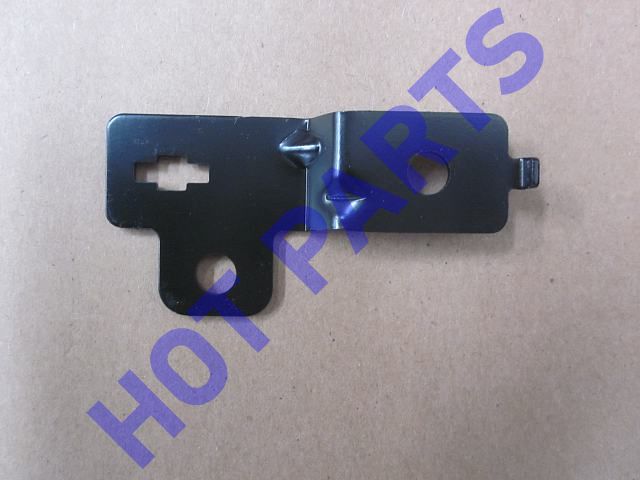картинка КРОНШТЕЙН ДАТЧИКА ТЕМПЕРАТУРЫ ОКРУЖАЮЩЕЙ HOVER H6  8112201XKZ16A